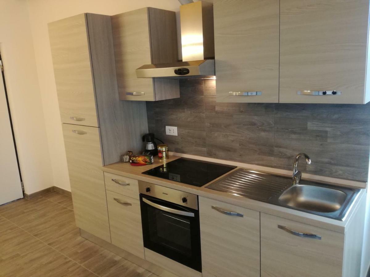 Apartamento Alessietto Verona Exterior foto